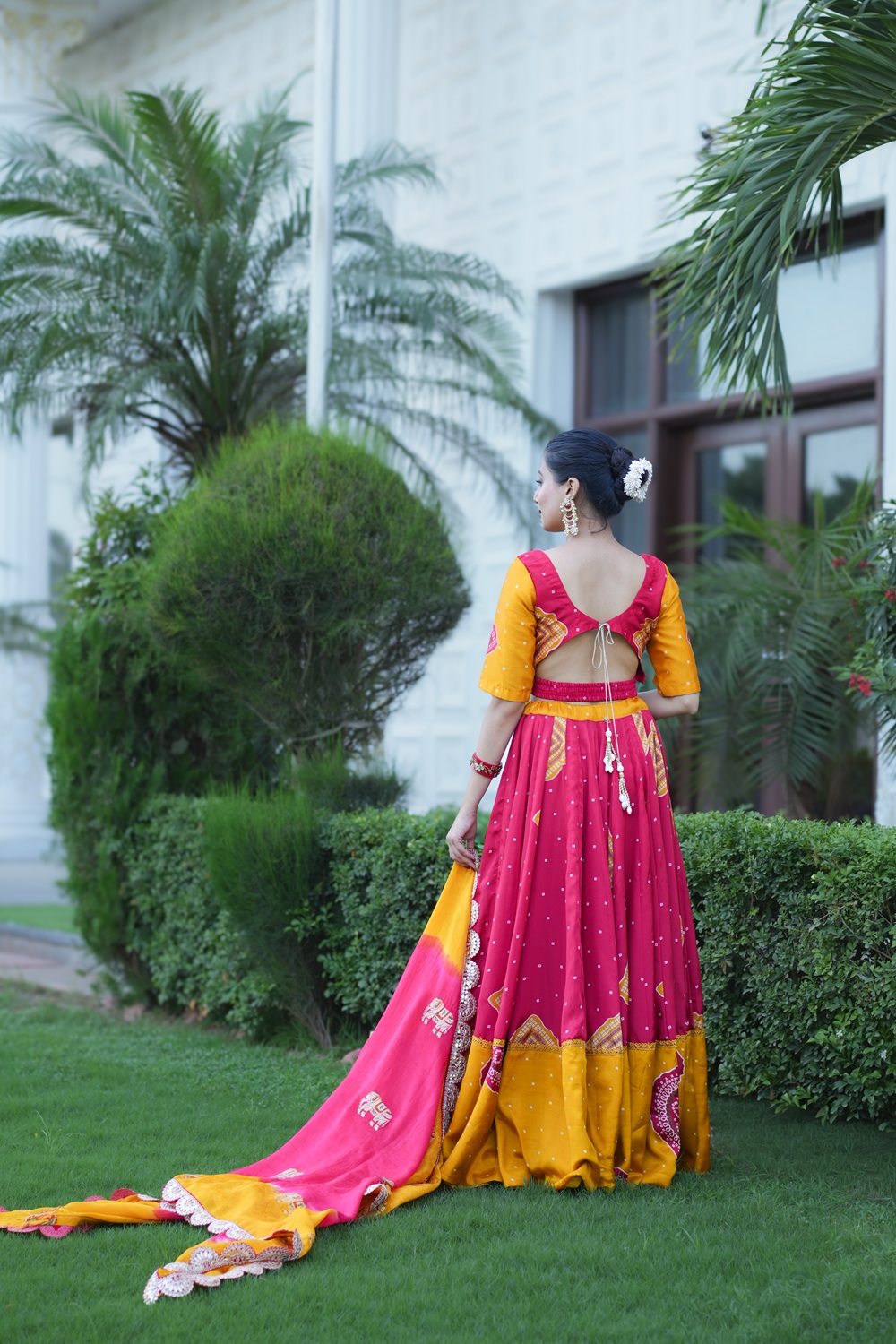 TAARI BANDHANI - LAALIMA Lehenga Set 4