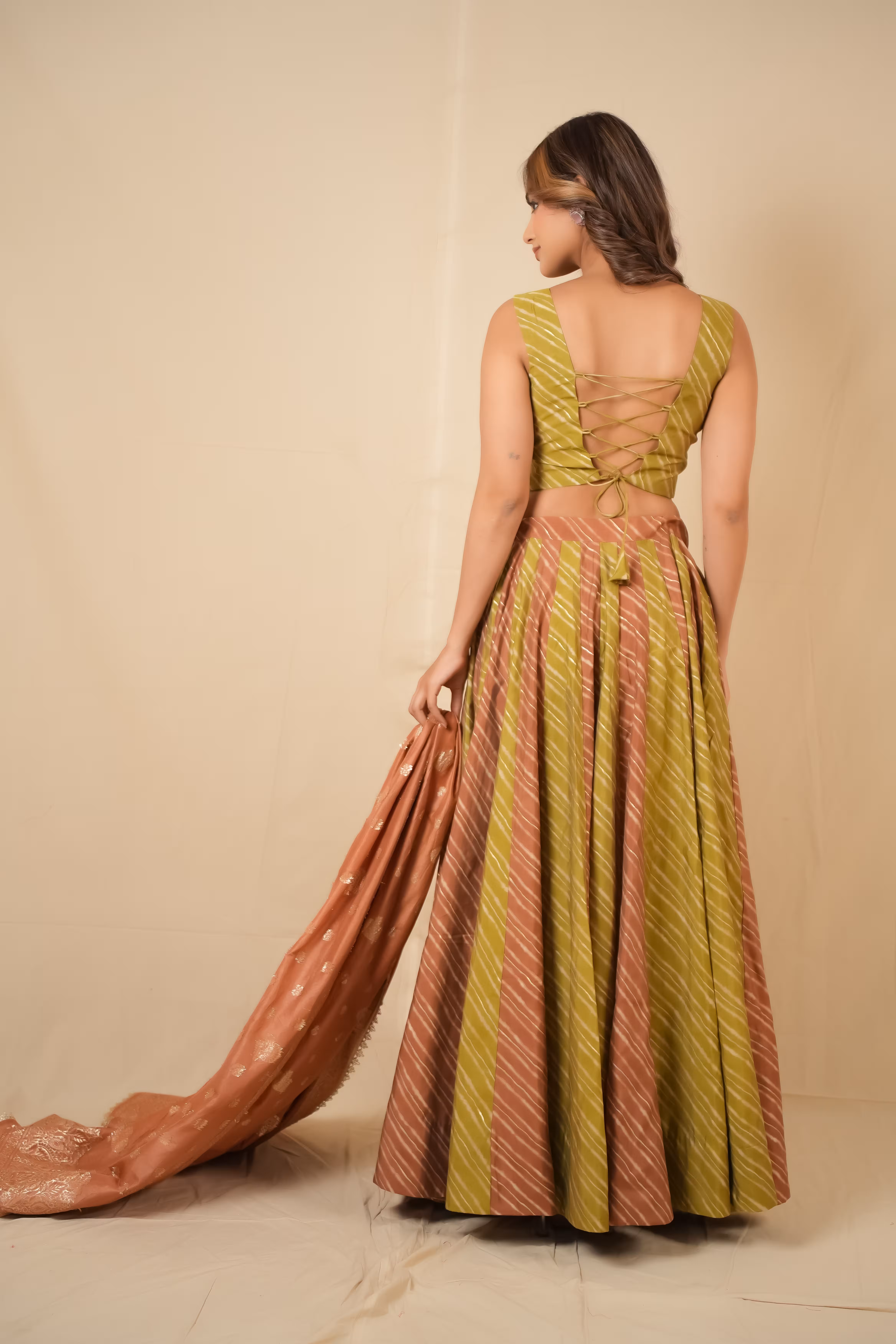 Sunehra Peach-Green Leheriya Lehenga Set 2