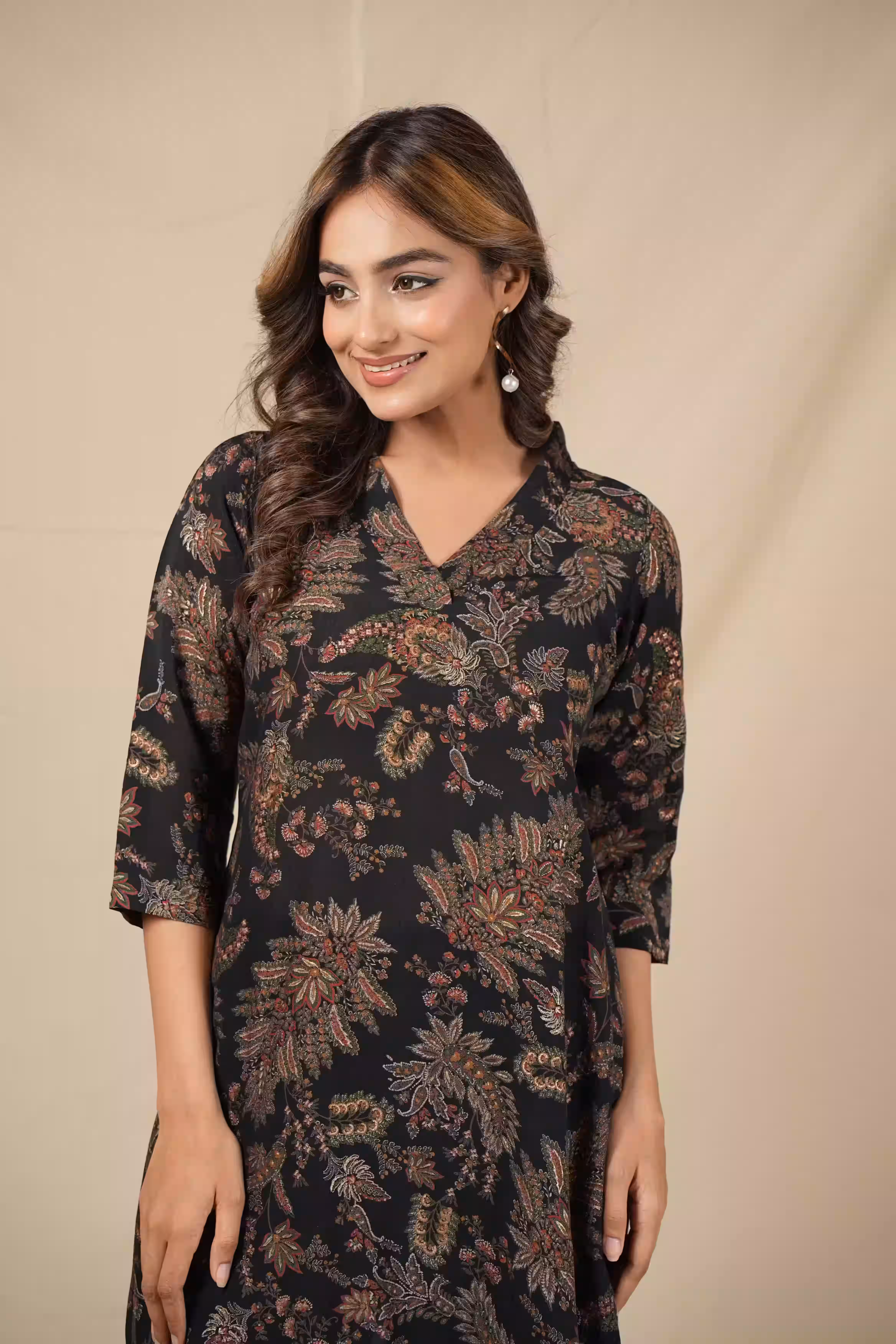Black Noor Floral Foil Print Suit Set  3