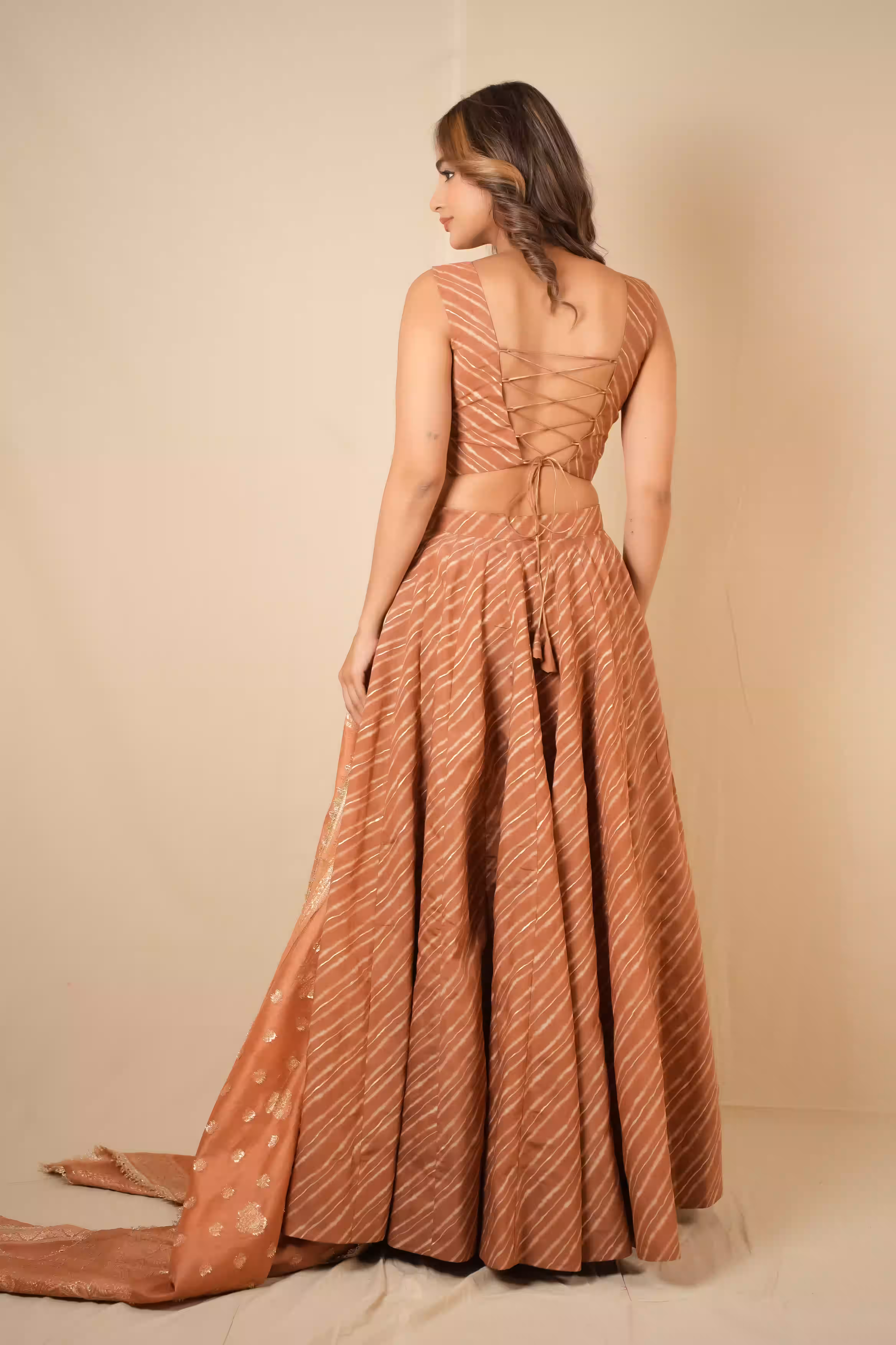 SUNEHRA PEACH LEHERIYA LEHENGA SET 7